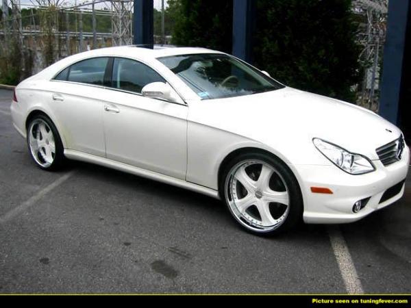 tres belle mercedes 500 cls