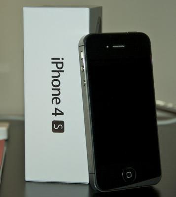 WTS Wholesale and Retail Apple iPhone 4S 16GB/32GB/64GB 